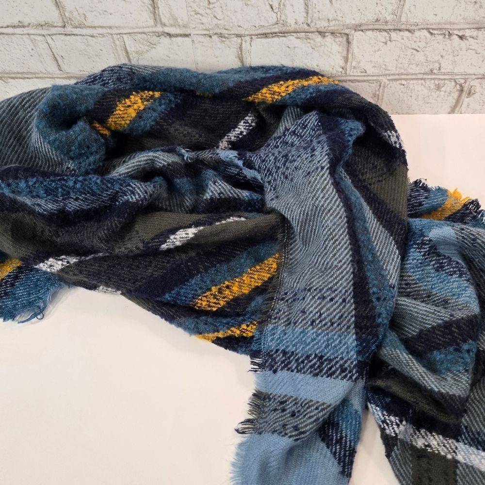 Apt 9 blanket scarf